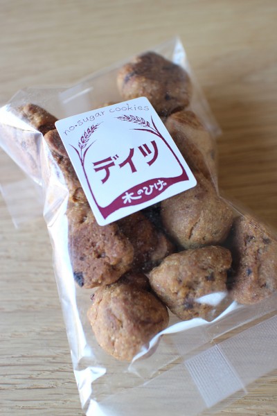 木のひげ Kinohige's no sugar cookies with dates