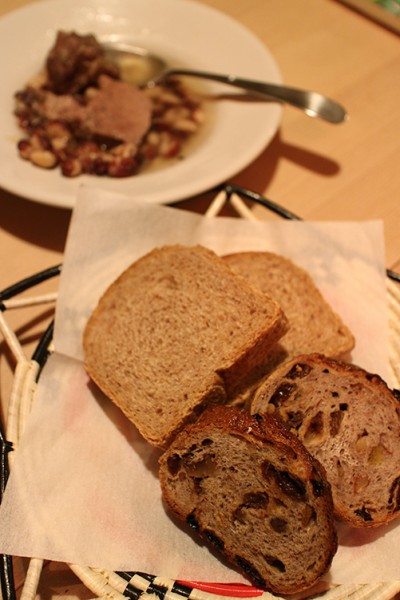 木のひげのパン Kinohigé